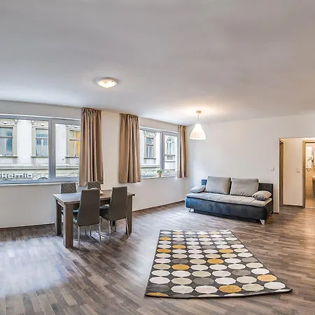 Apartment Nova *
