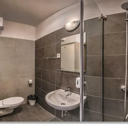 Nova * Budapest