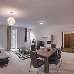 Apartman Nova *